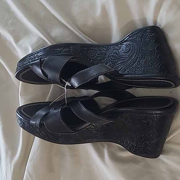 AXCESS Liz Clairborne Wedge Sandals Nwot - Picture 2 of 7